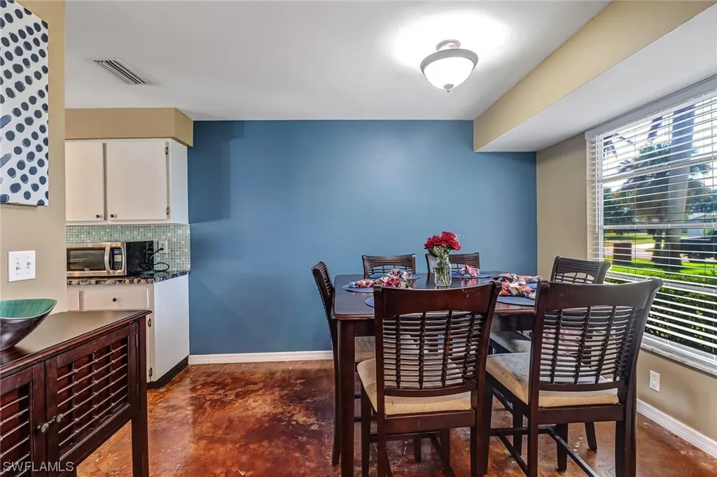 103 Doral Circle Naples FL 34113