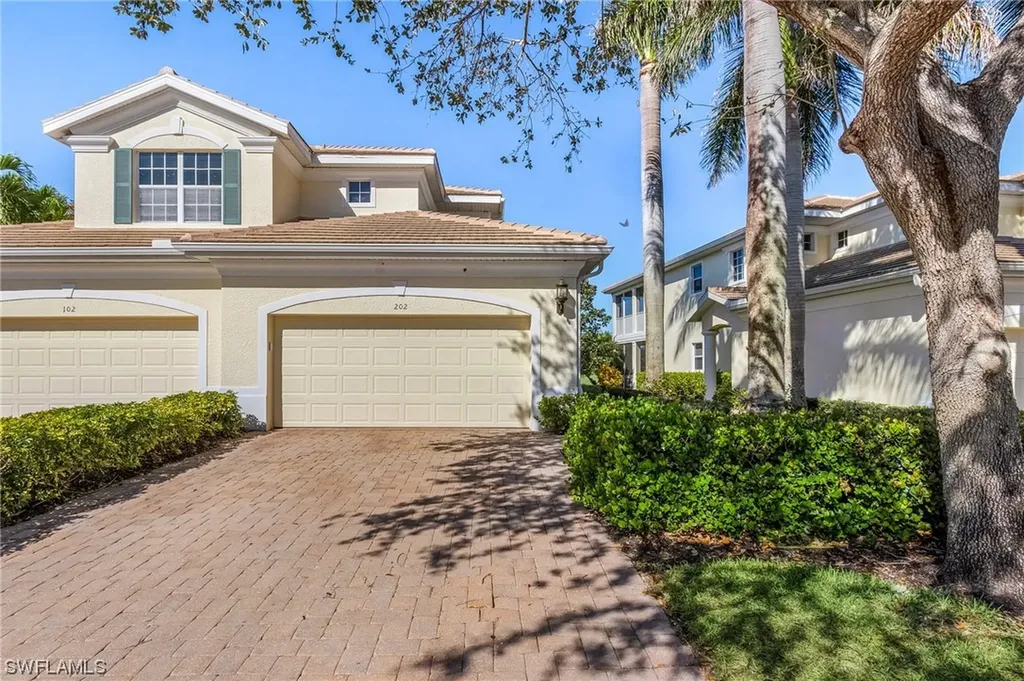 Bonita Springs FL, 28657 San Lucas Lane, Unit 202