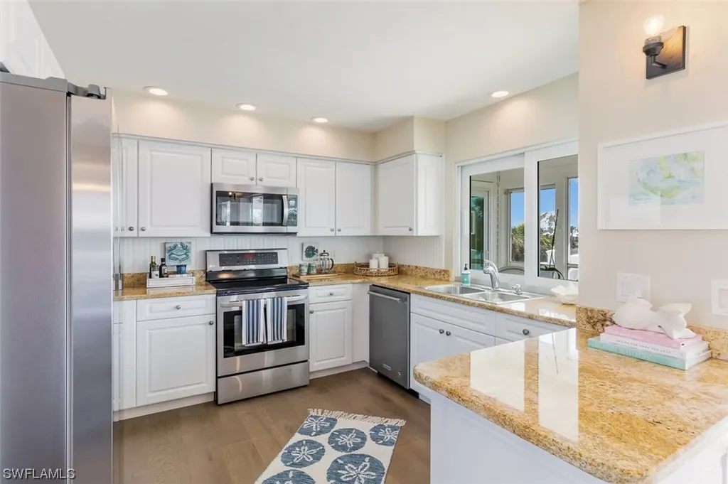 3311 Twin Lakes Lane Sanibel FL 33957