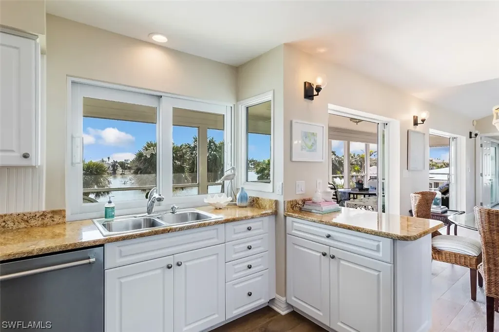 3311 Twin Lakes Lane Sanibel FL 33957