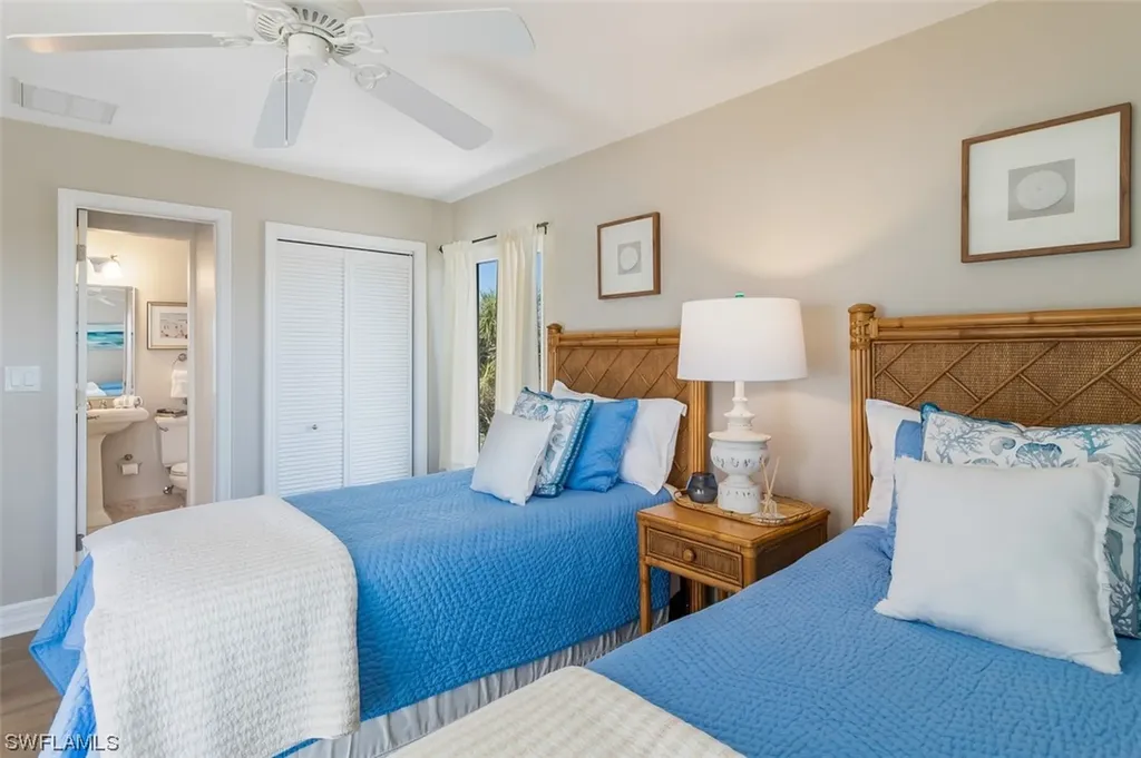 3311 Twin Lakes Lane Sanibel FL 33957