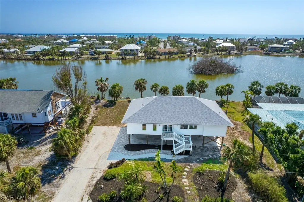 3311 Twin Lakes Lane Sanibel FL 33957
