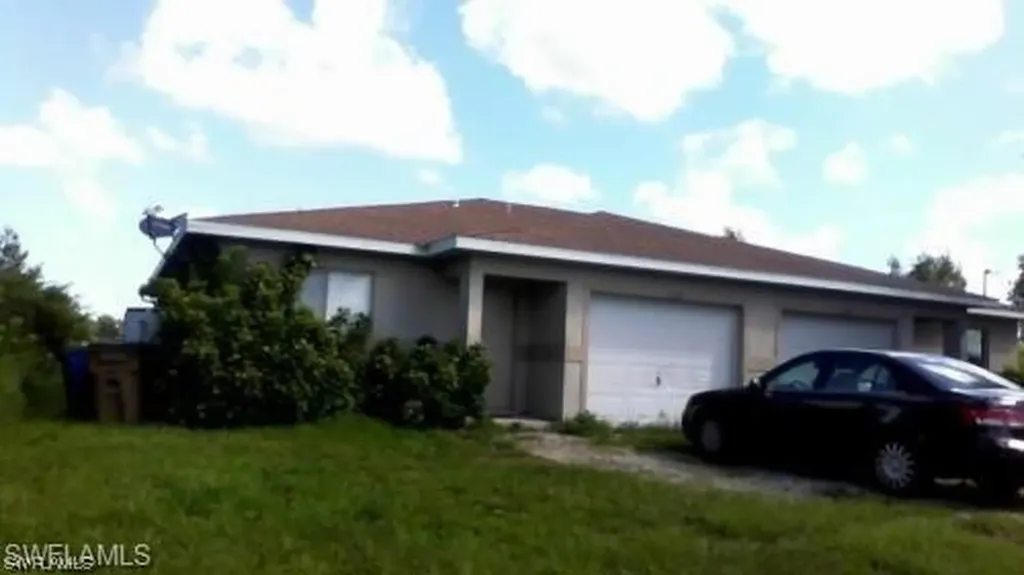 2439 Park Road Lehigh Acres FL 33971
