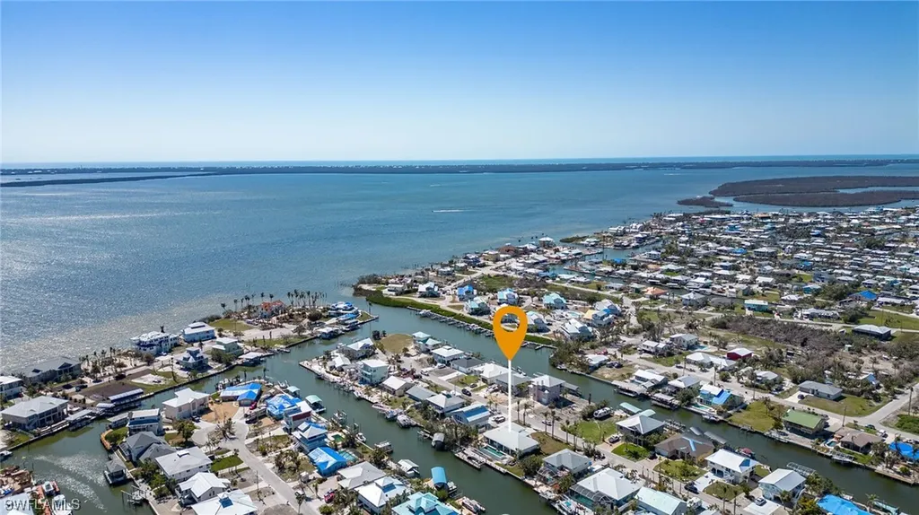 2372 Sycamore Street St. James City FL 33956