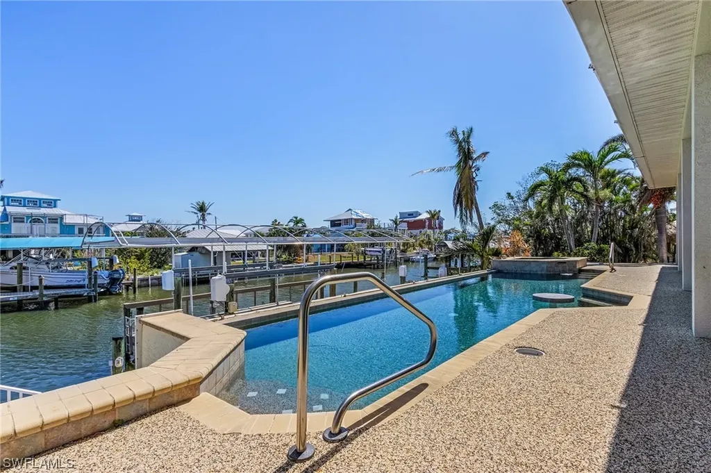 2372 Sycamore Street St. James City FL 33956
