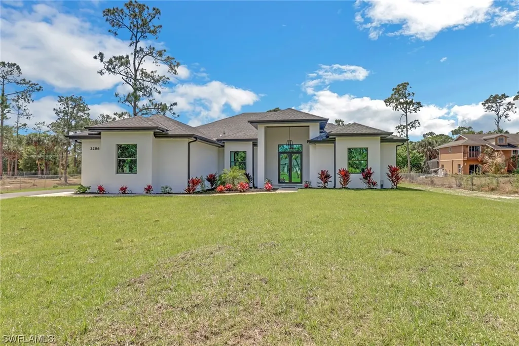 2286 2nd Avenue SE Naples FL 34117