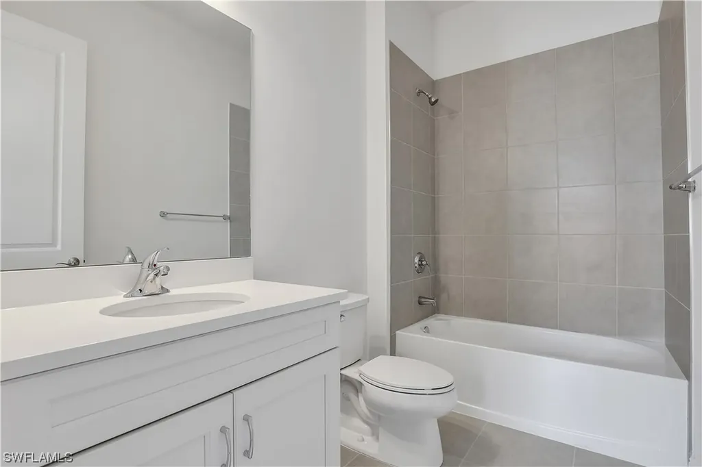 9088 Caicos Way Naples FL 34114