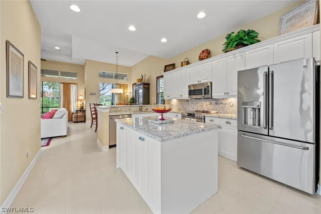 7827 Valencia Court Naples FL 34113