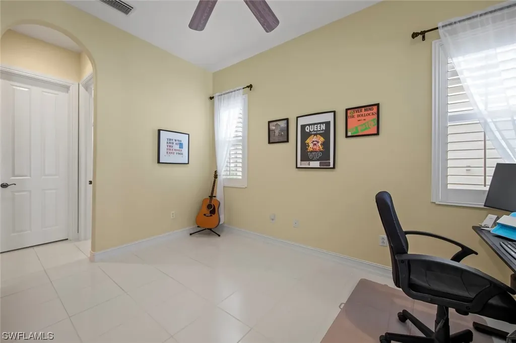 7827 Valencia Court Naples FL 34113