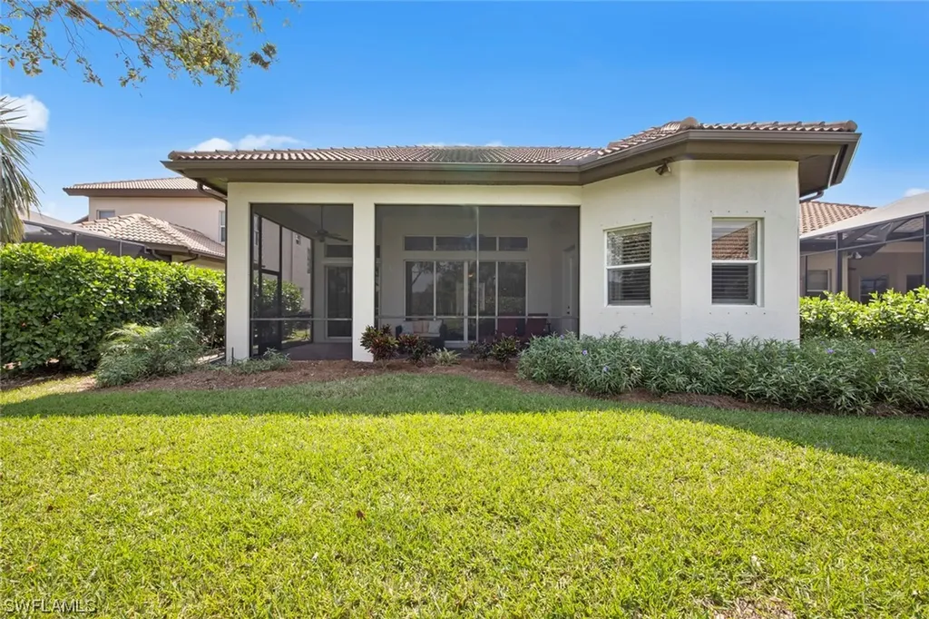 7827 Valencia Court Naples FL 34113