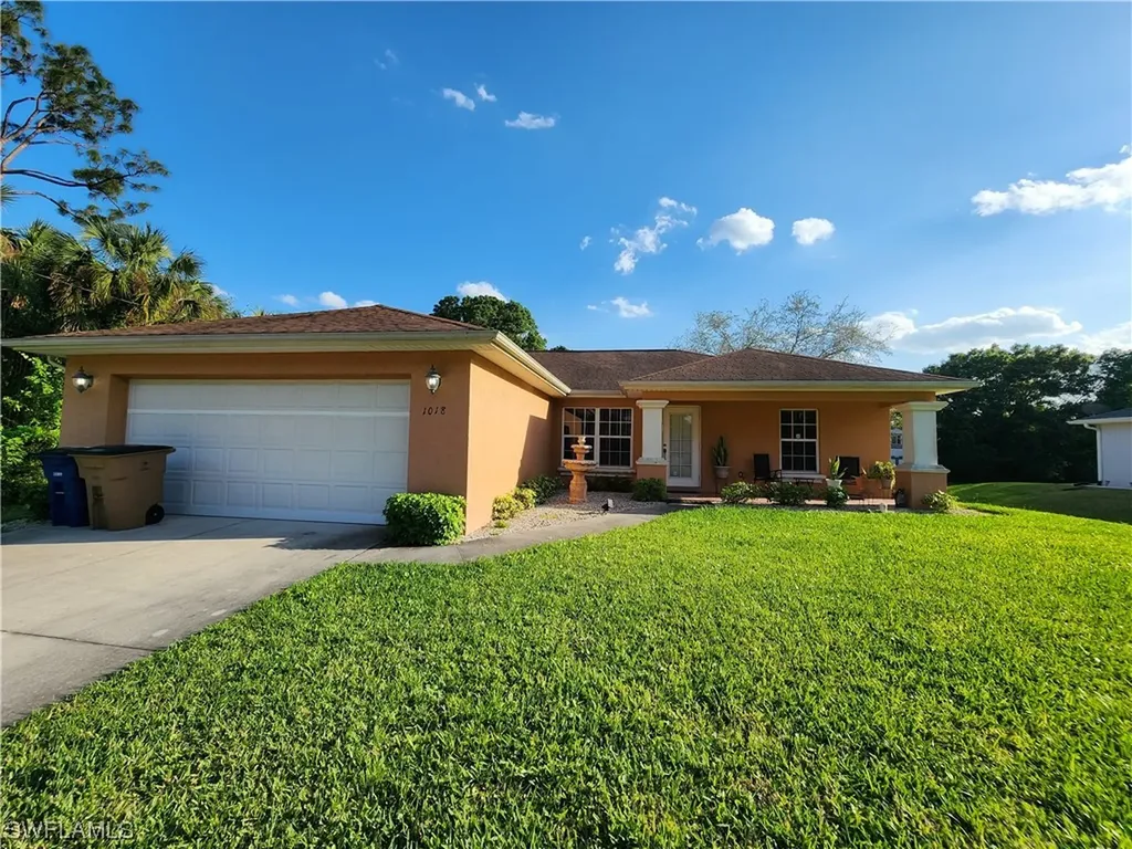 1018 Asther Street E Lehigh Acres FL 33974