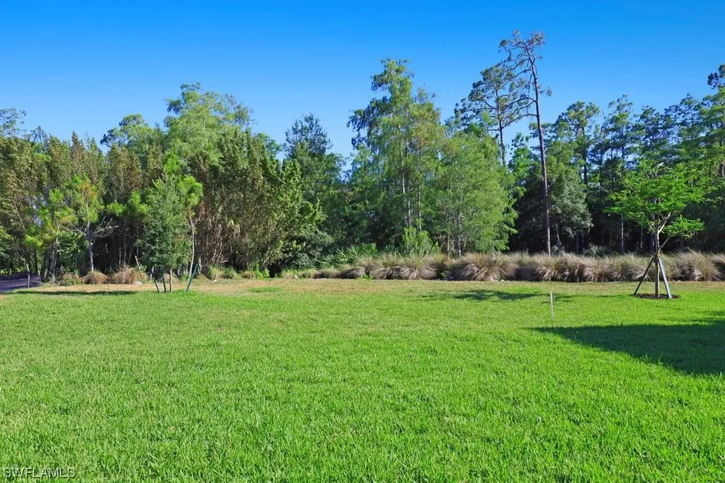 16356 Viansa Way Naples FL 34110