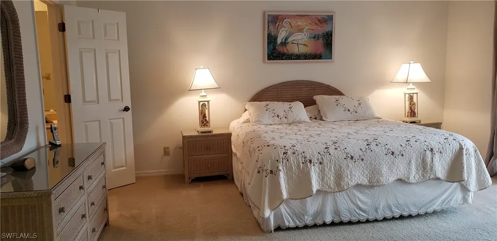 390 2nd Street S Naples FL 34102