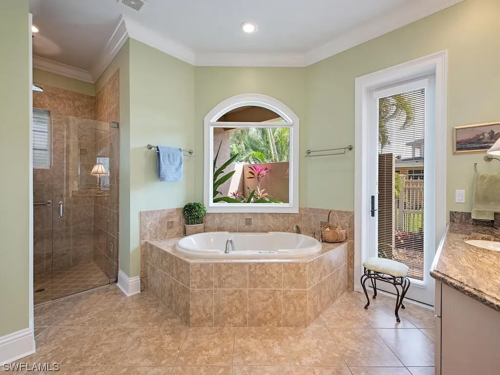 650 Bow Line Drive Naples FL 34103