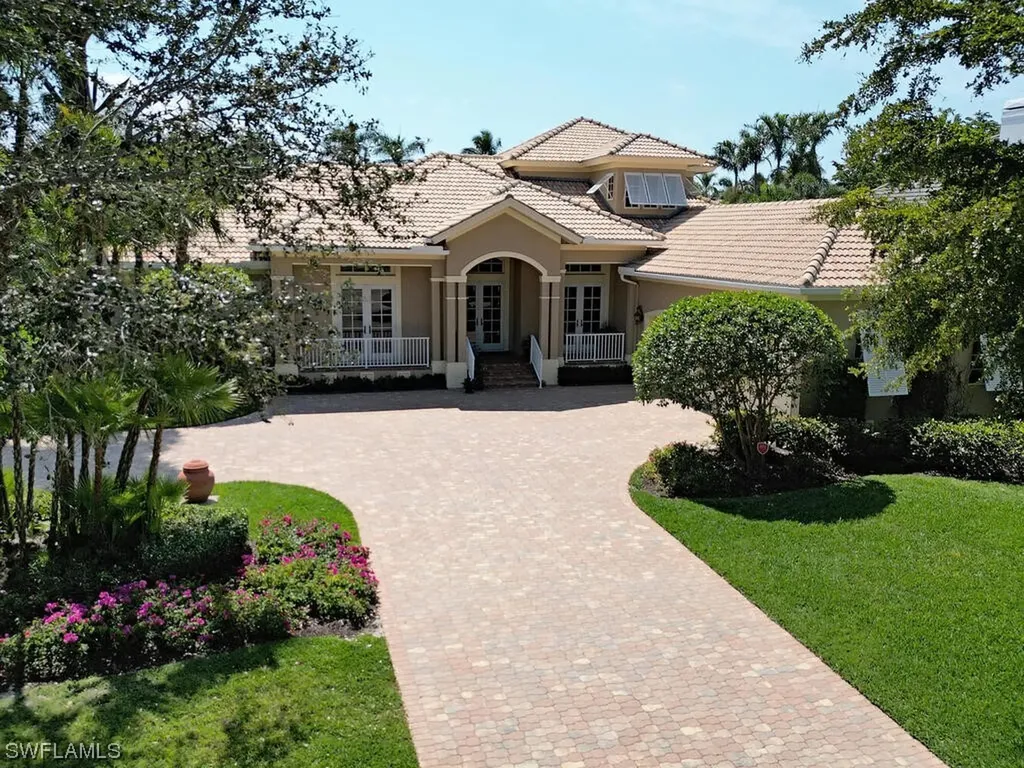 650 Bow Line Drive Naples FL 34103