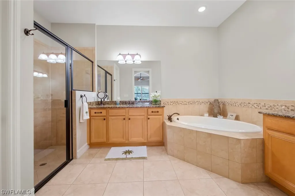 7476 Moorgate Point Way Naples FL 34113