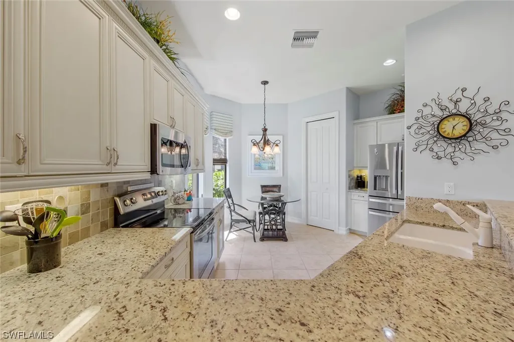 7476 Moorgate Point Way Naples FL 34113