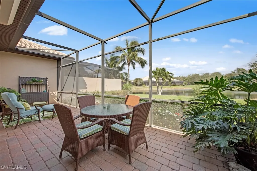 7476 Moorgate Point Way Naples FL 34113
