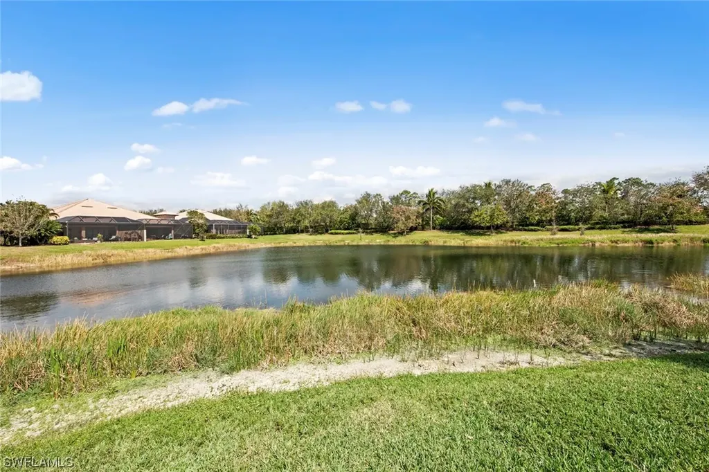 7476 Moorgate Point Way Naples FL 34113