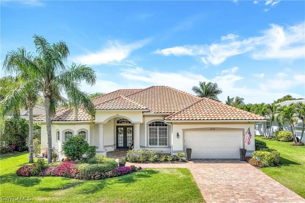 Naples FL, 8167 Wilshire Lakes Boulevard