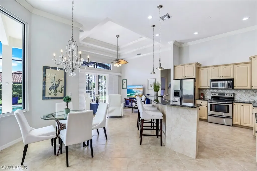 8167 Wilshire Lakes Boulevard Naples FL 34109