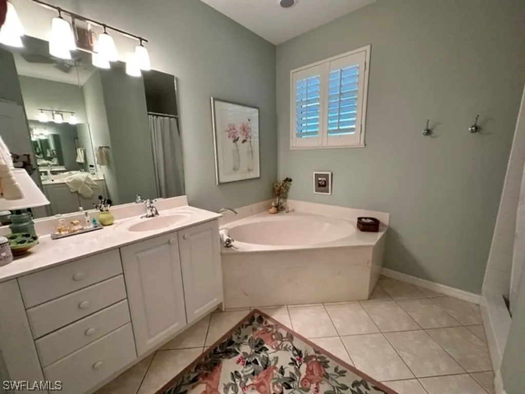 2235 Hawksridge Drive Naples FL 34105