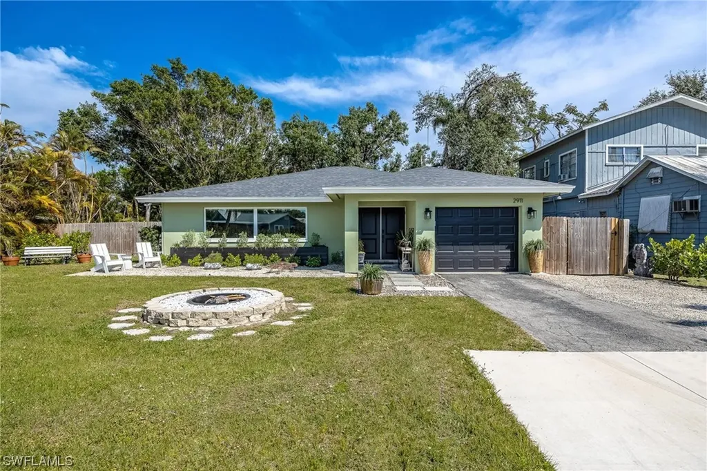 2911 Magnolia Street Fort Myers FL 33901