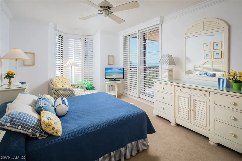 6075 Pelican Bay Boulevard Naples FL 34108