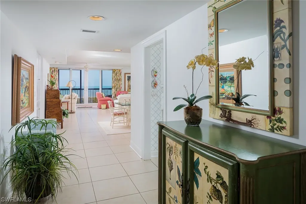 6075 Pelican Bay Boulevard Naples FL 34108