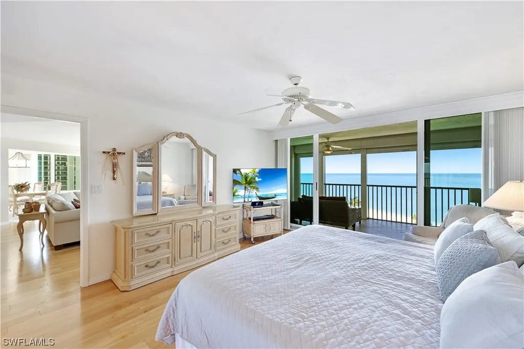 4651 Gulf Shore Boulevard N Naples FL 34103