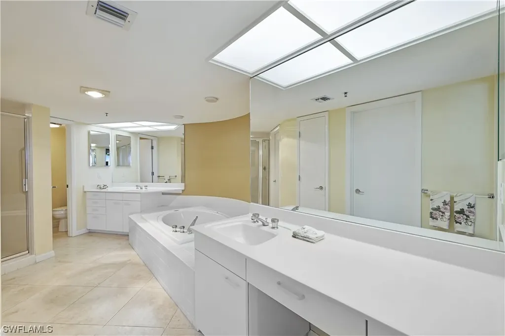 4651 Gulf Shore Boulevard N Naples FL 34103