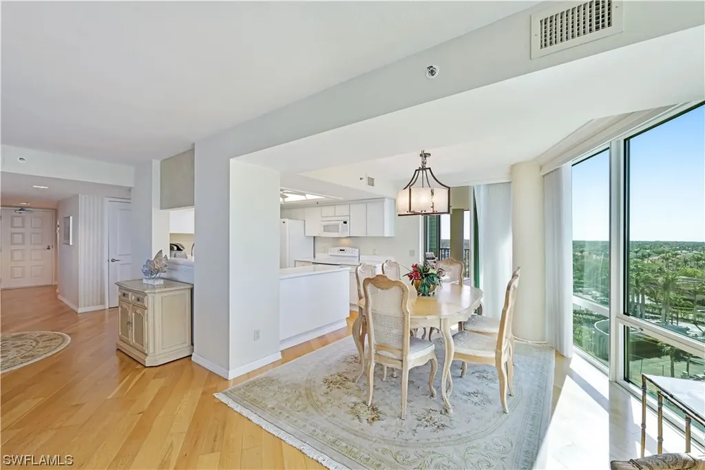 4651 Gulf Shore Boulevard N Naples FL 34103