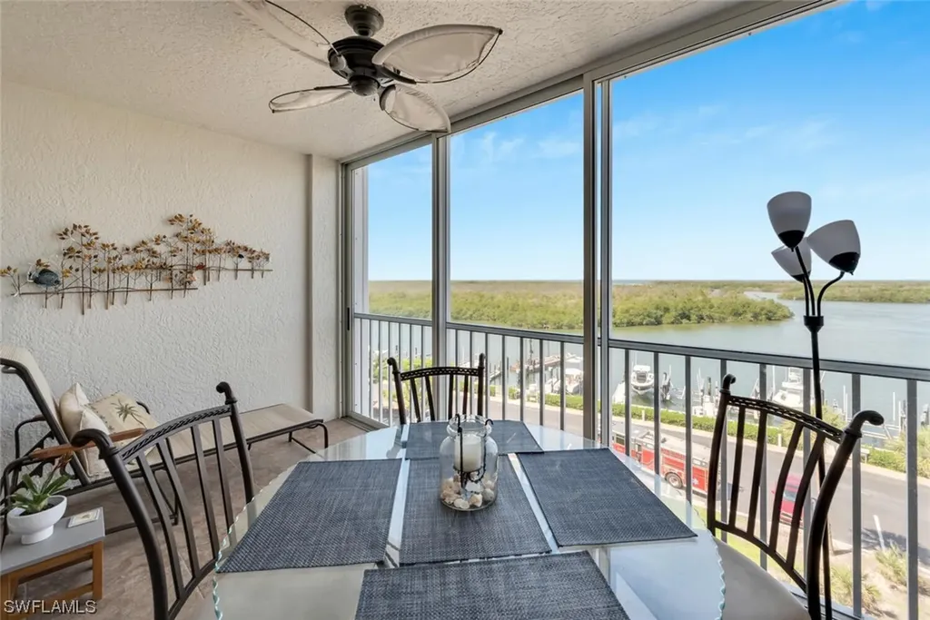 13105 Vanderbilt Drive Naples FL 34110