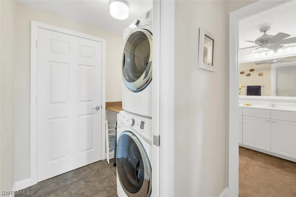 13105 Vanderbilt Drive Naples FL 34110