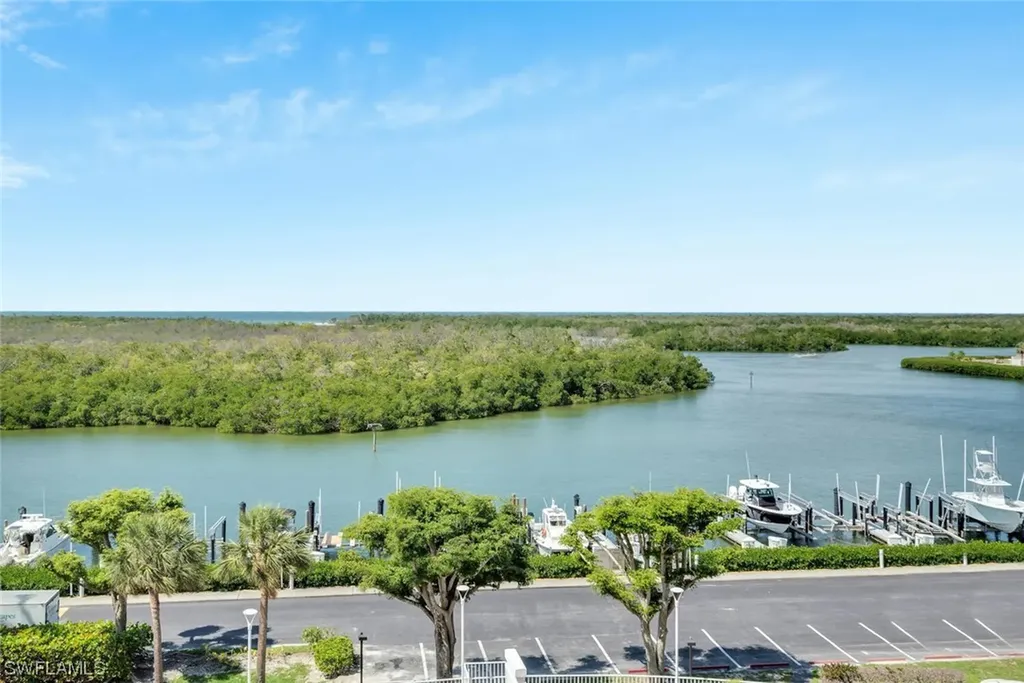 13105 Vanderbilt Drive Naples FL 34110