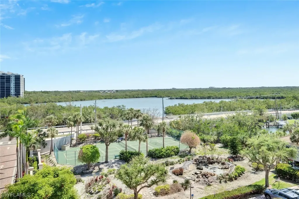 13105 Vanderbilt Drive Naples FL 34110