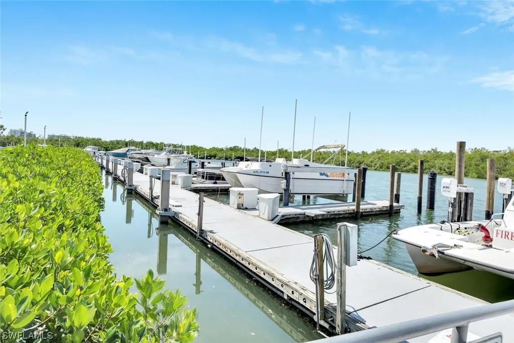 13105 Vanderbilt Drive Naples FL 34110