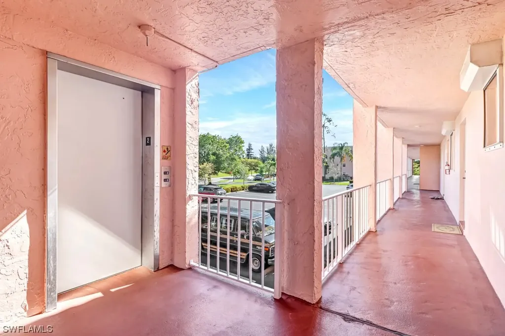 300 Forest Lakes Boulevard Naples FL 34105