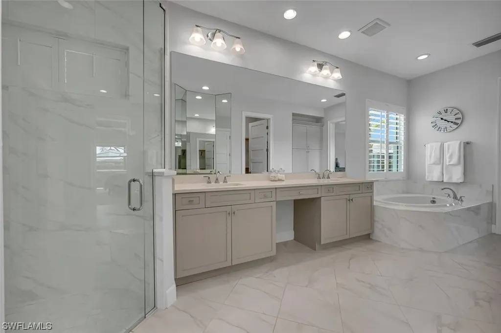 6419 Pembroke Way Naples FL 34113