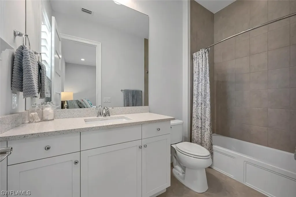 6419 Pembroke Way Naples FL 34113