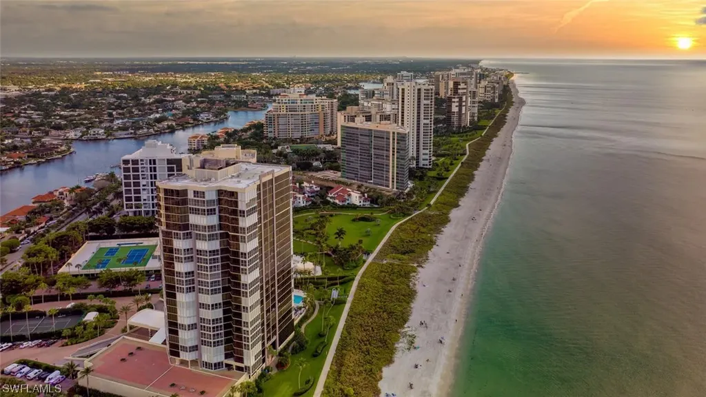 3777 Fountainhead Lane Naples FL 34103