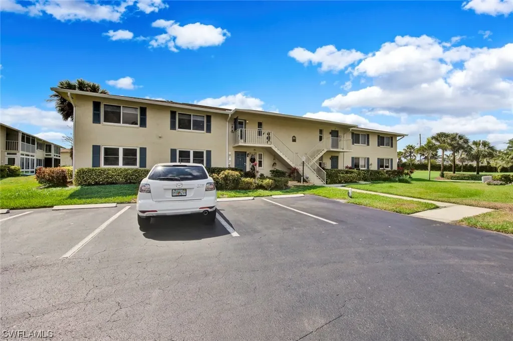 283 Albi Road Naples FL 34112