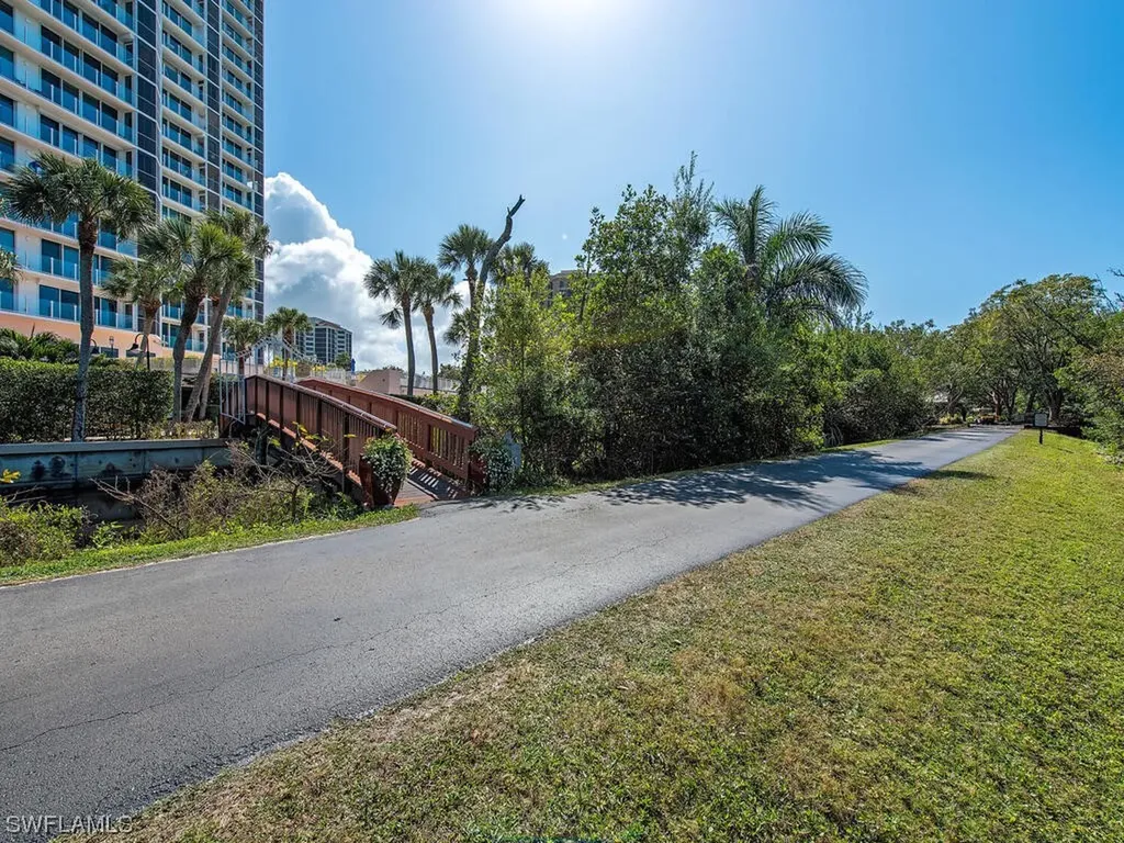 6101 Pelican Bay Boulevard Naples FL 34108