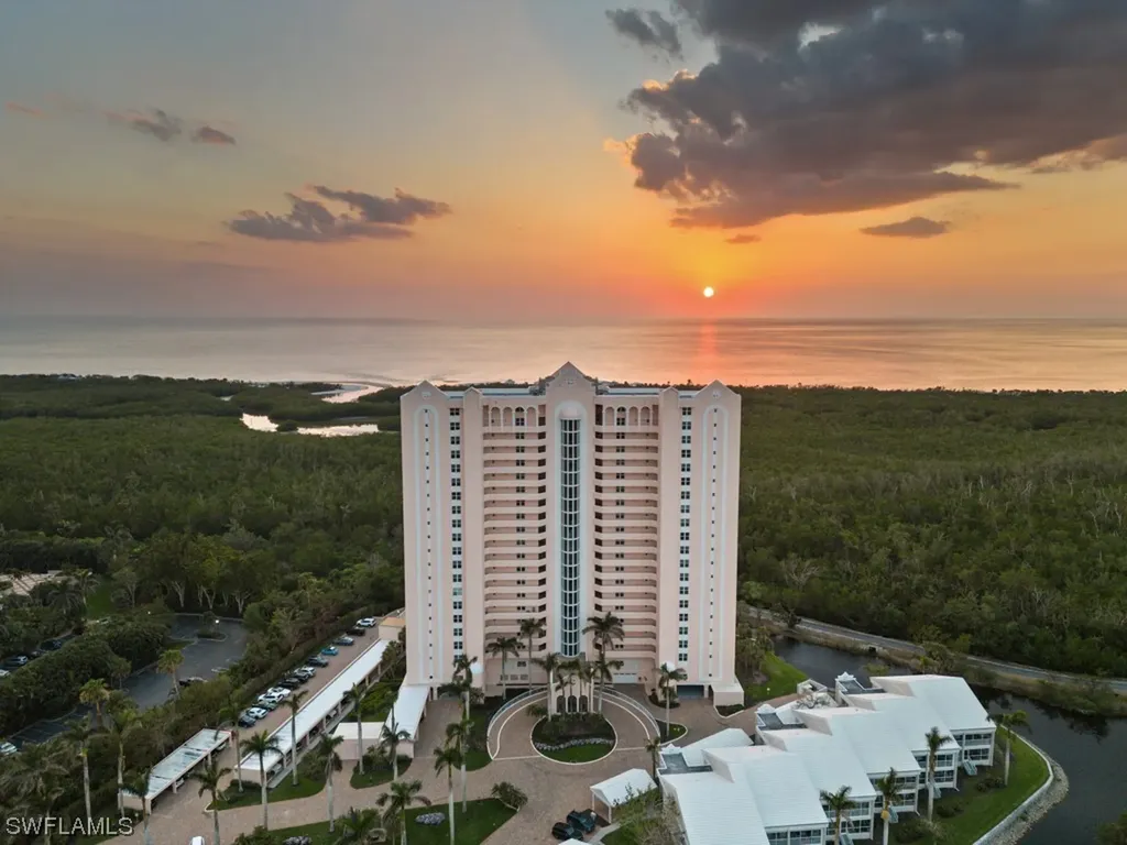 6101 Pelican Bay Boulevard Naples FL 34108
