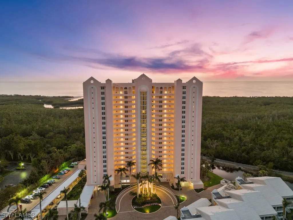 6101 Pelican Bay Boulevard Naples FL 34108