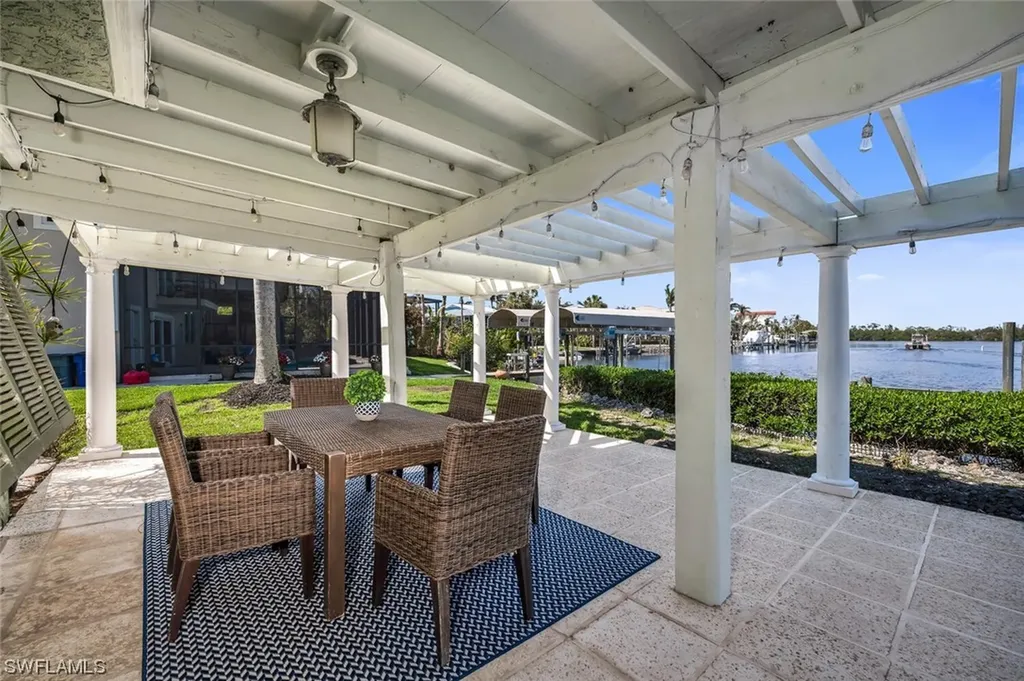 5620 Queens Kew Bonita Springs FL 34134