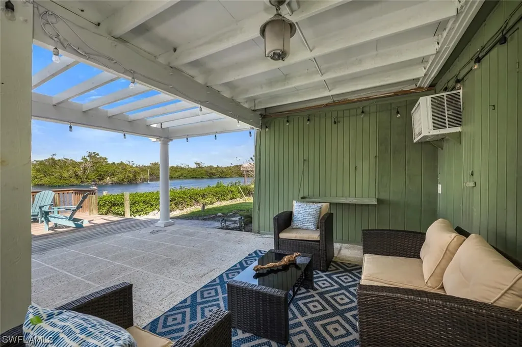 5620 Queens Kew Bonita Springs FL 34134