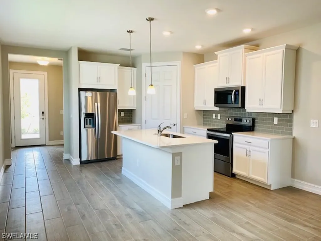 28386 Captiva Shell Loop Bonita Springs FL 34135