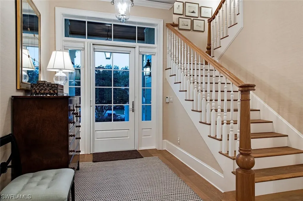 148 10th Avenue S Naples FL 34102