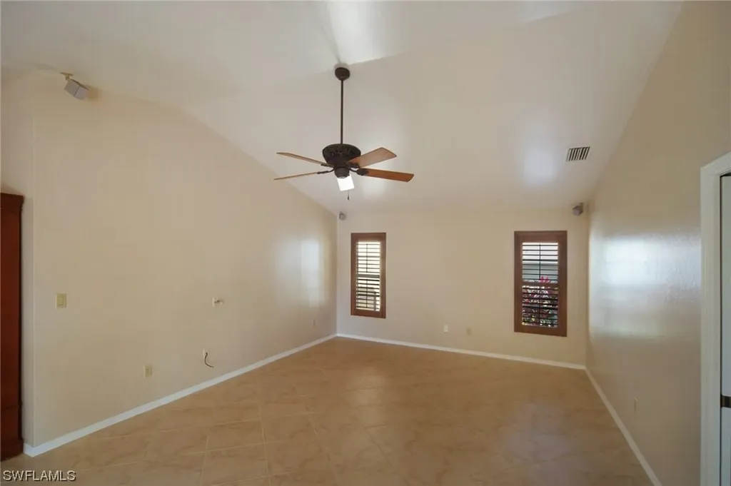 4935 SW 3rd Avenue Cape Coral FL 33914